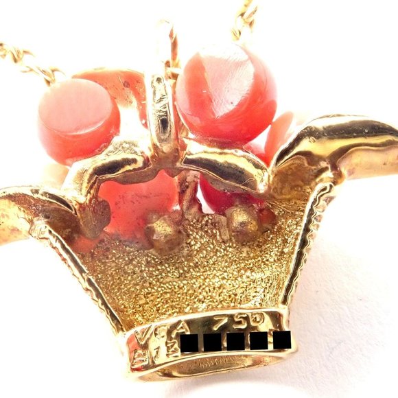 Authentic Van Cleef & Arpels 18k Gold Coral Bead Fruit Basket Pendant Necklace - Picture 4 of 14